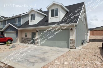 Building Photo - 1563 S Topaz Dr