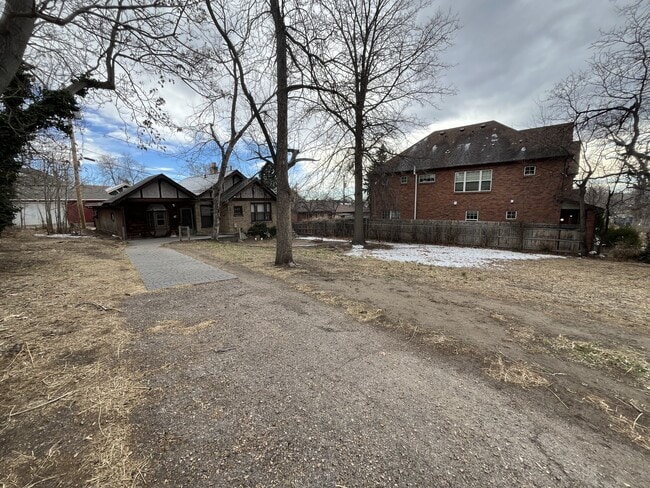 Building Photo - 2834 Java Ct