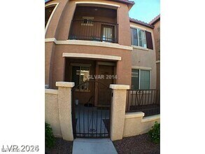 Building Photo - 1525 Spiced Wine Ave