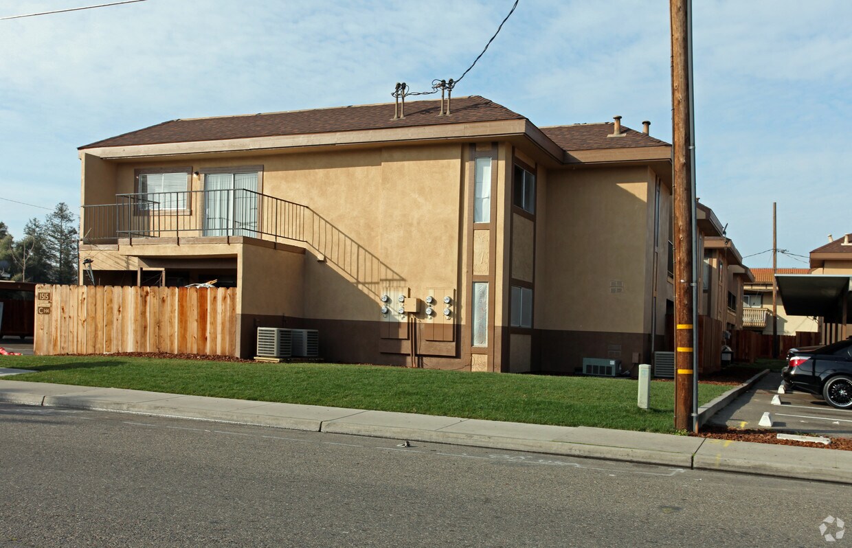 Foto principal - 1515 N Palm St