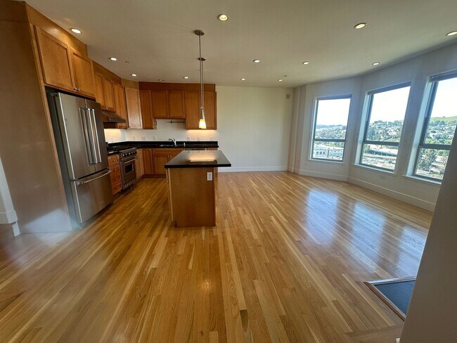 Foto del edificio - Potrero Hill Condo with Panoramic Views