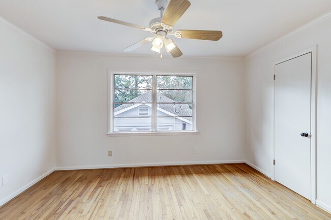 Foto del edificio - 1508 Cortlandt St