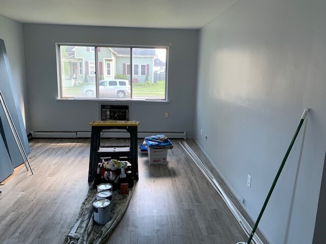 Family Room - 182 Antoine St