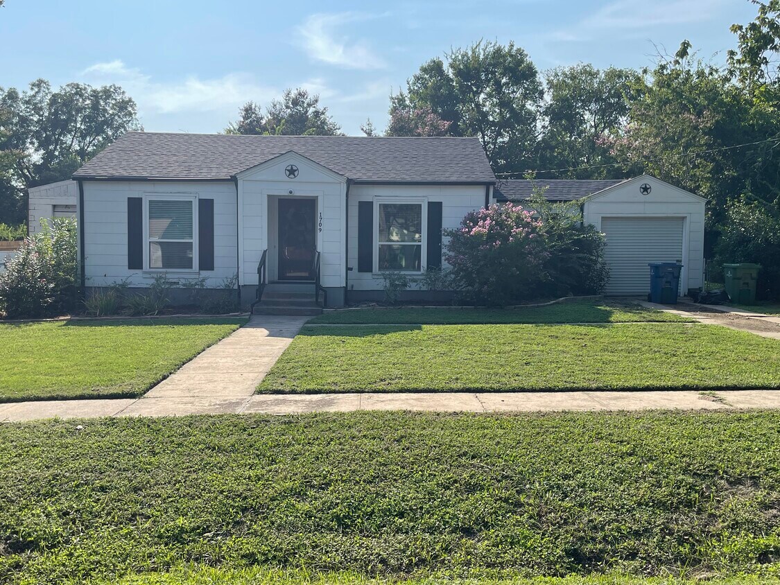 Foto principal - 1709 Keneipp Rd