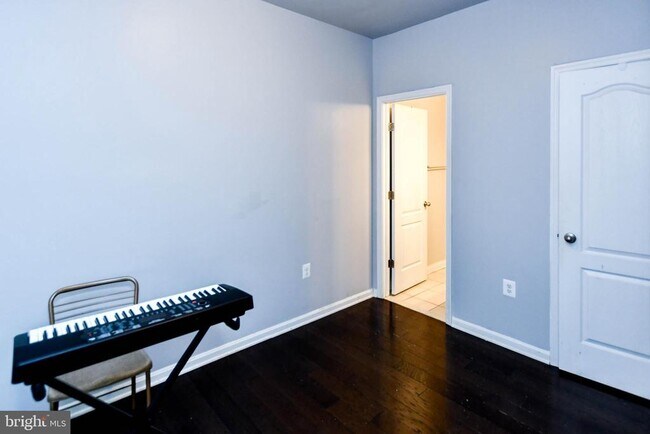 Foto del edificio - 608 Parkside Pl NE