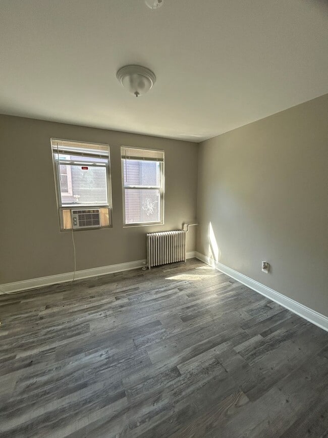 Photo - 1613 Olive St NE Apartment