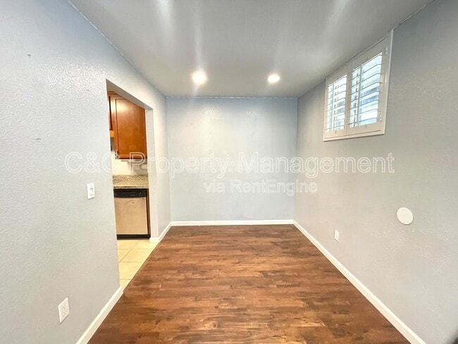 Building Photo - 1350 N Escondido Blvd