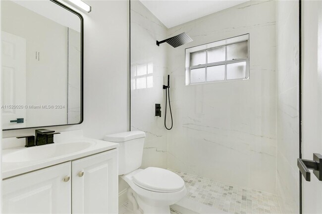 Building Photo - 1231 NW 68th St