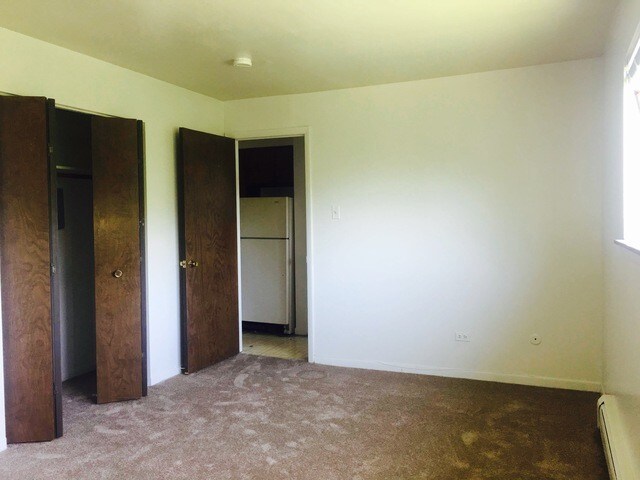 Building Photo - 3928 W 124th St