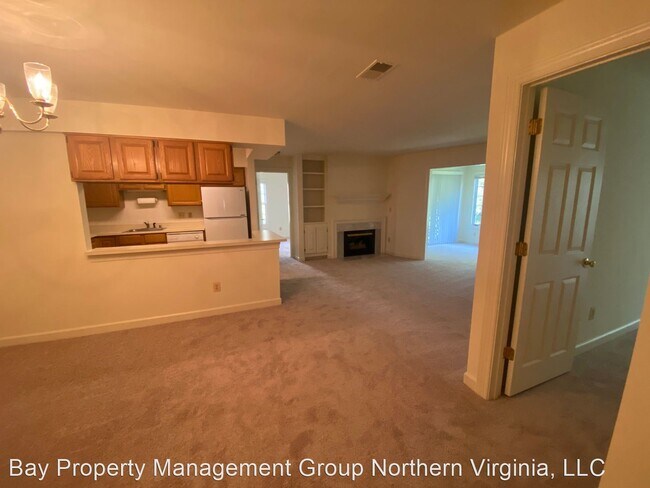 Building Photo - 2 br, 2 bath House - 8115 LACY DRIVE #202