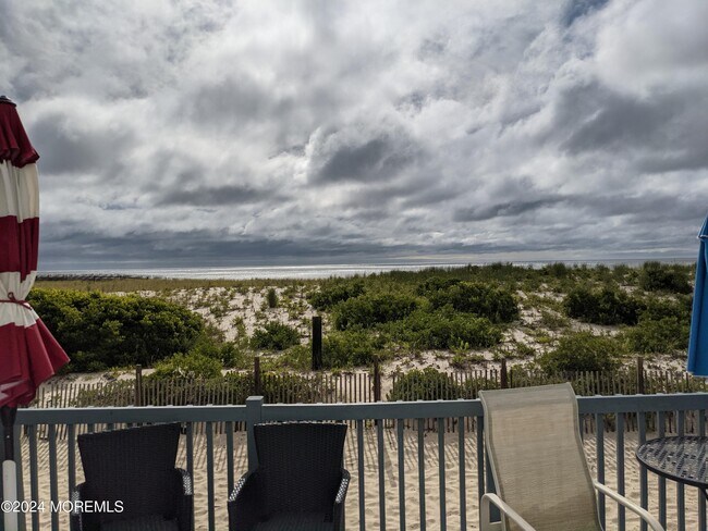 Foto del edificio - 12 Ocean Ave