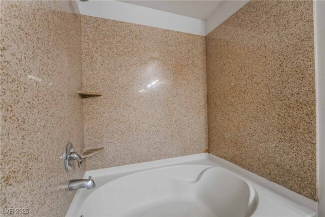 Building Photo - 8000 W Badura Ave