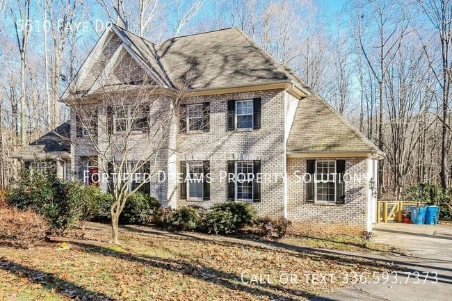 Building Photo - 5510 Faye Dr