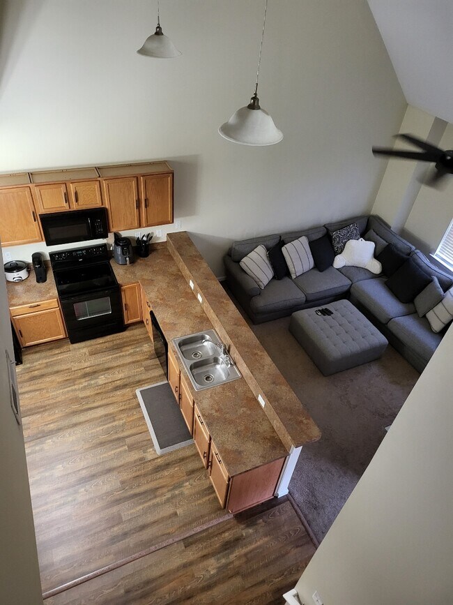 Building Photo - 953 Hollymeade Cir