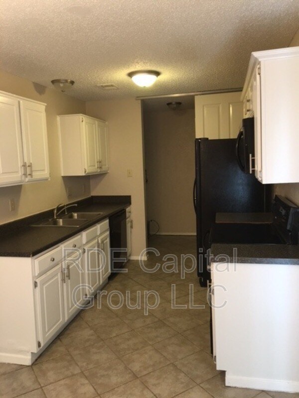 Foto del edificio - 1413 Eagle Pass Dr
