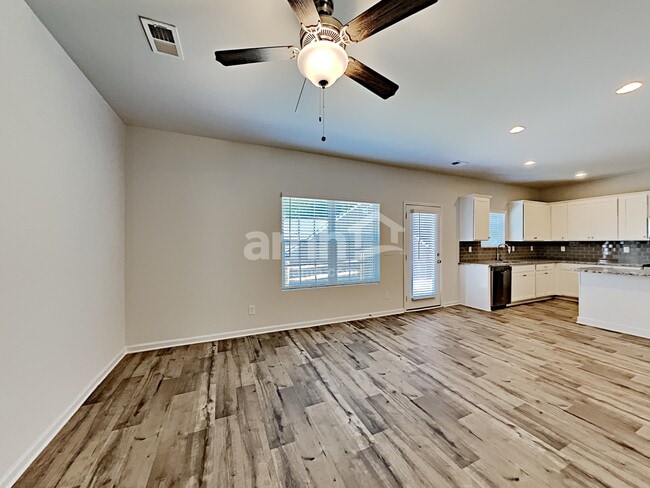 Building Photo - 356 Winston Cir