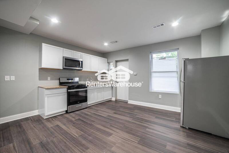Primary Photo - 3218 Elmley Ave