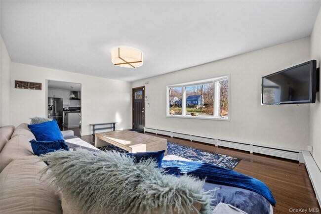 Foto del edificio - 44 Oakridge Rd