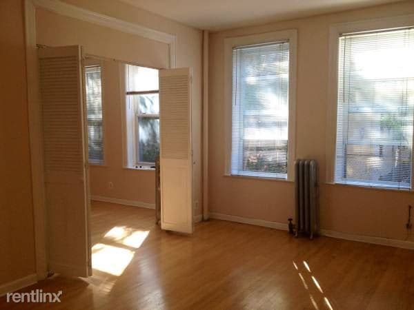 Primary Photo - 3144 35th St