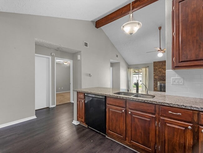 Building Photo - 4202 W Peachfield Cir