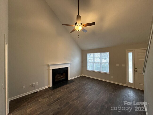 Foto del edificio - 6018 Patric Alan Ct