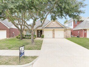 Building Photo - 22422 Cascade Springs Dr