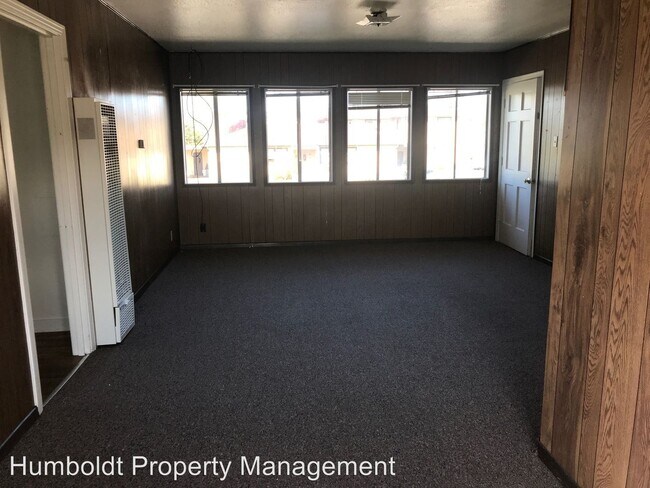 Building Photo - 1858 Hauser Ct