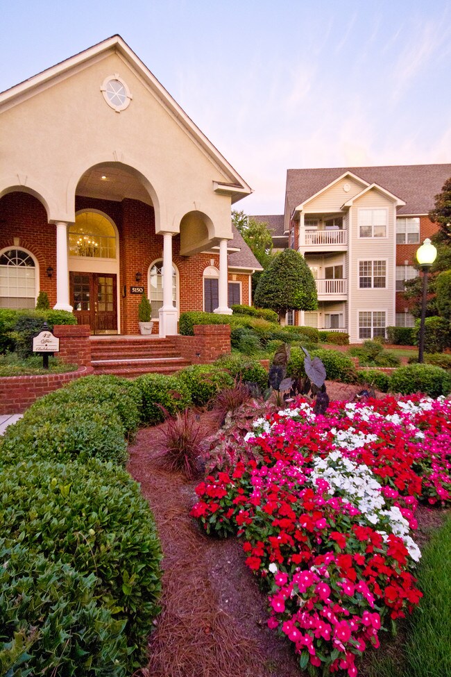 42 Magnolia + 5000 Forest Apartments in Columbia, SC