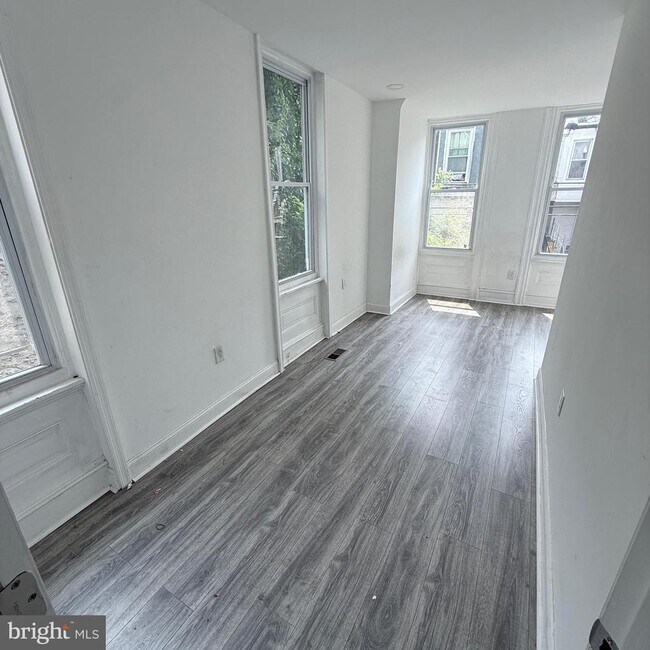 Foto del edificio - 1612 W Susquehanna Ave