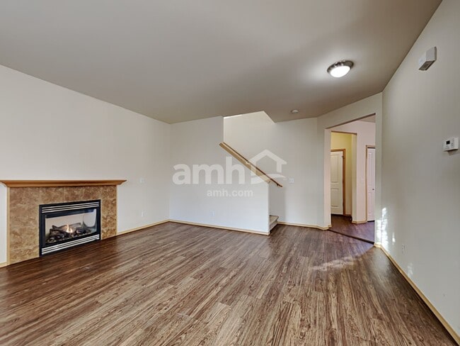 Building Photo - 6215 Park St E