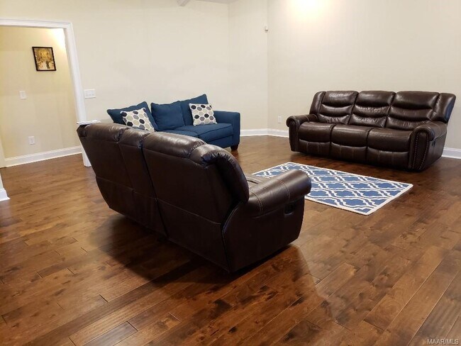 Foto del edificio - 972 Wheat Ridge Dr