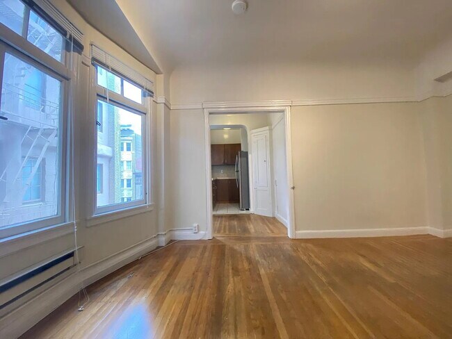 Foto del edificio - 1-Bedroom Gem in the Heart of San Francisco – Cozy 364 Sq Ft Haven!"