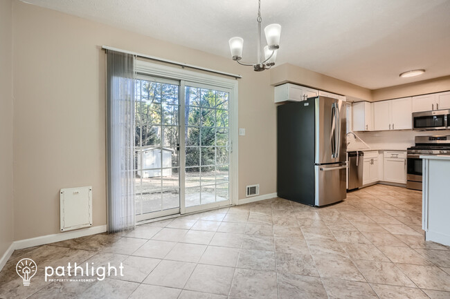 Building Photo - 155 Rock Garden Terrace N W, Marietta, GA,...