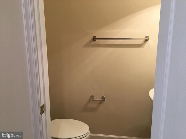 Foto del edificio - 4494A Beacon Grove Cir