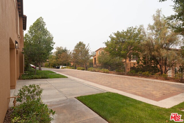 Building Photo - 27232 Sycamore Meadow Dr