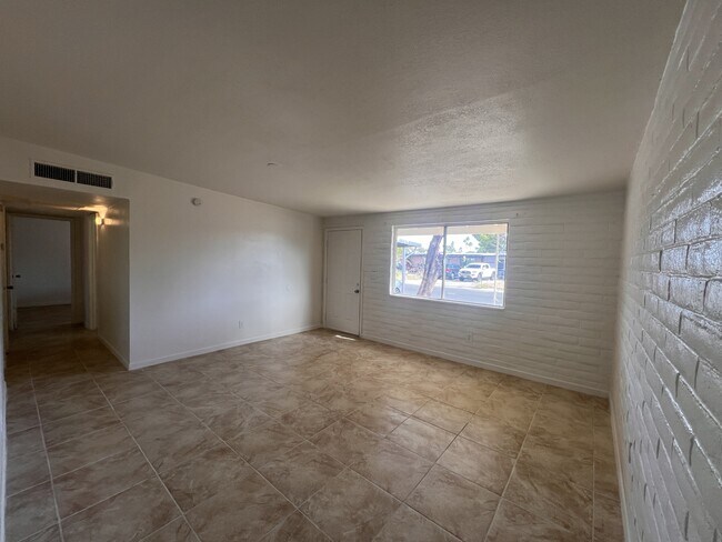 Foto del edificio - 6905 E Golf Links Cir