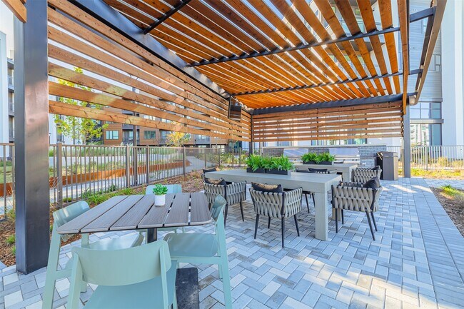 Foto del edificio - 10505 Deerwood Rd