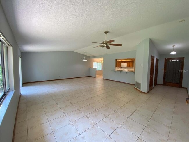 Foto del edificio - 9430 Lake Douglas Pl