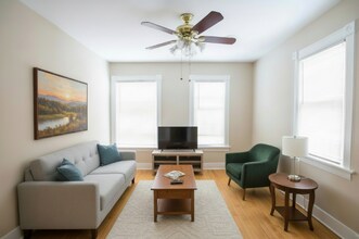 Building Photo - 829 E Clarke St