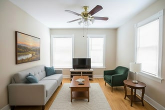 Building Photo - 829 E Clarke St