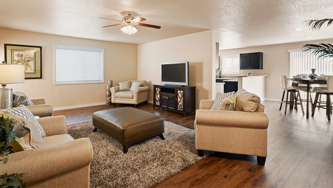 Apartamentos Vickery Grove Rental Homes — foto de la comunidad - Vickery Grove Rental Homes