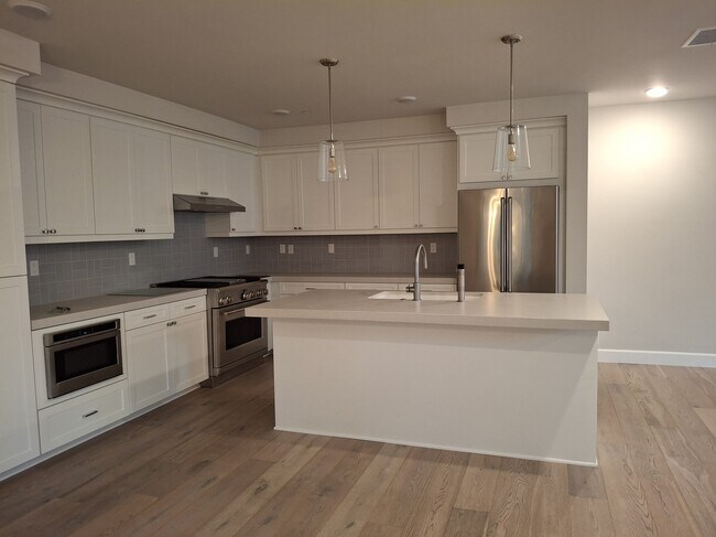 Foto del edificio - 358 Walnut Ave