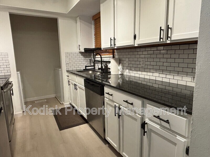 Foto principal - 9175 S Jefferson Pl