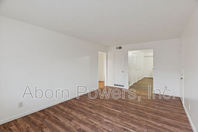 Building Photo - 1215 Williams Way