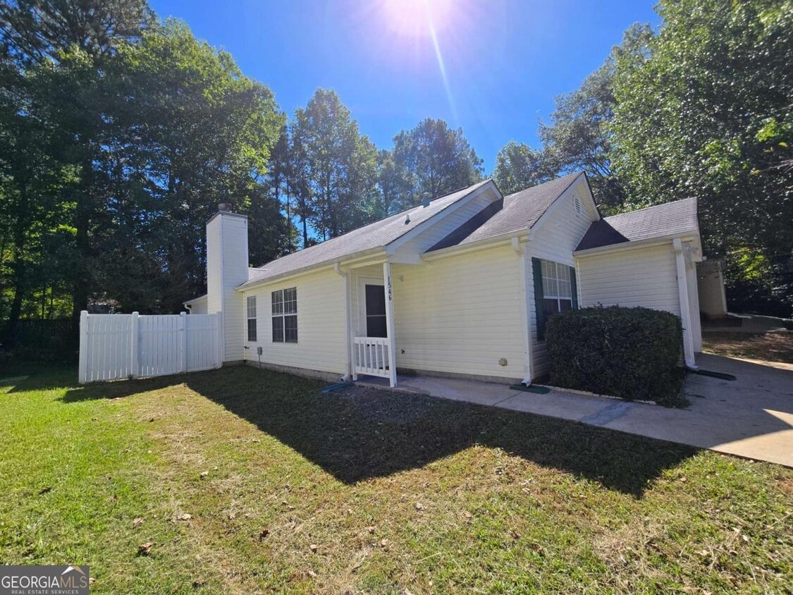 Primary Photo - 1546 Edgemoor Ln