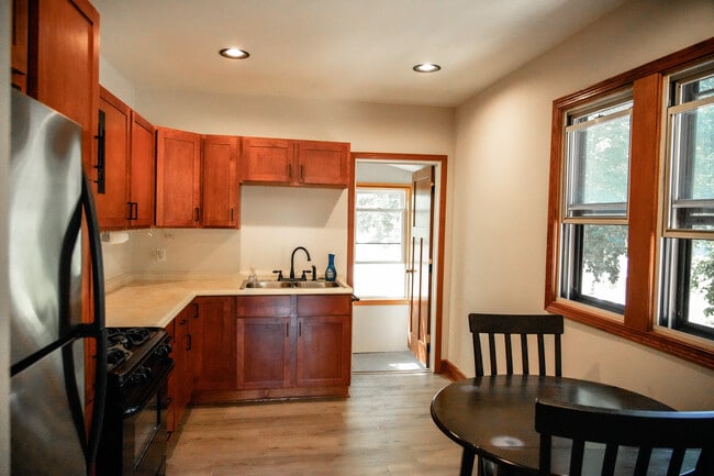 Kitchen - 750 Stewart Ave