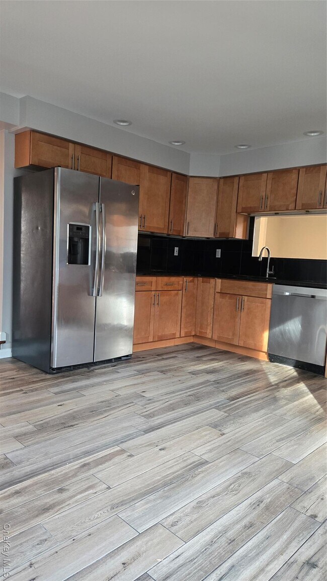 Foto del edificio - 37 E Rogues Path