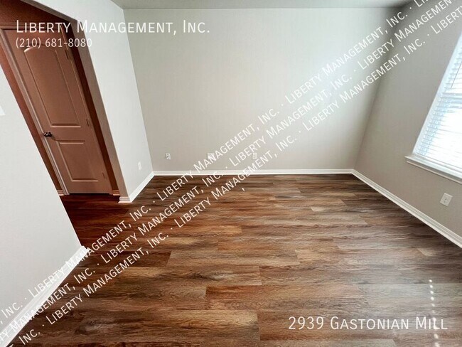 Foto del edificio - 2939 Gastonian Mills