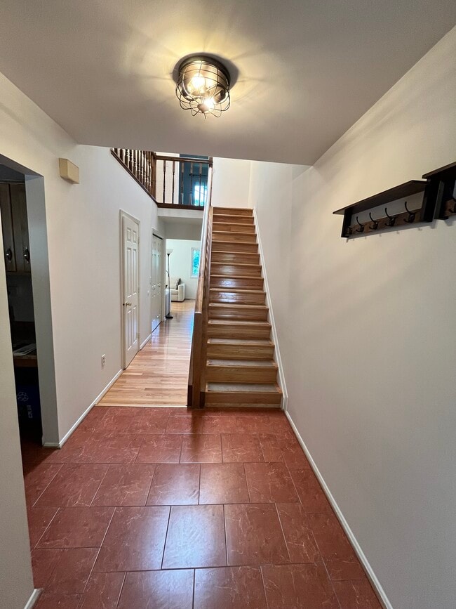 entrance - 2147 Chapel Valley Ln