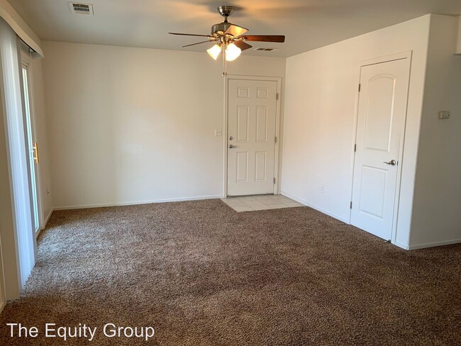 Foto del edificio - 2519-2525 W Lark Ave